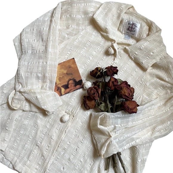 Vintage oversized Fall autumn sheer beige button down top - Picture 3 of 17